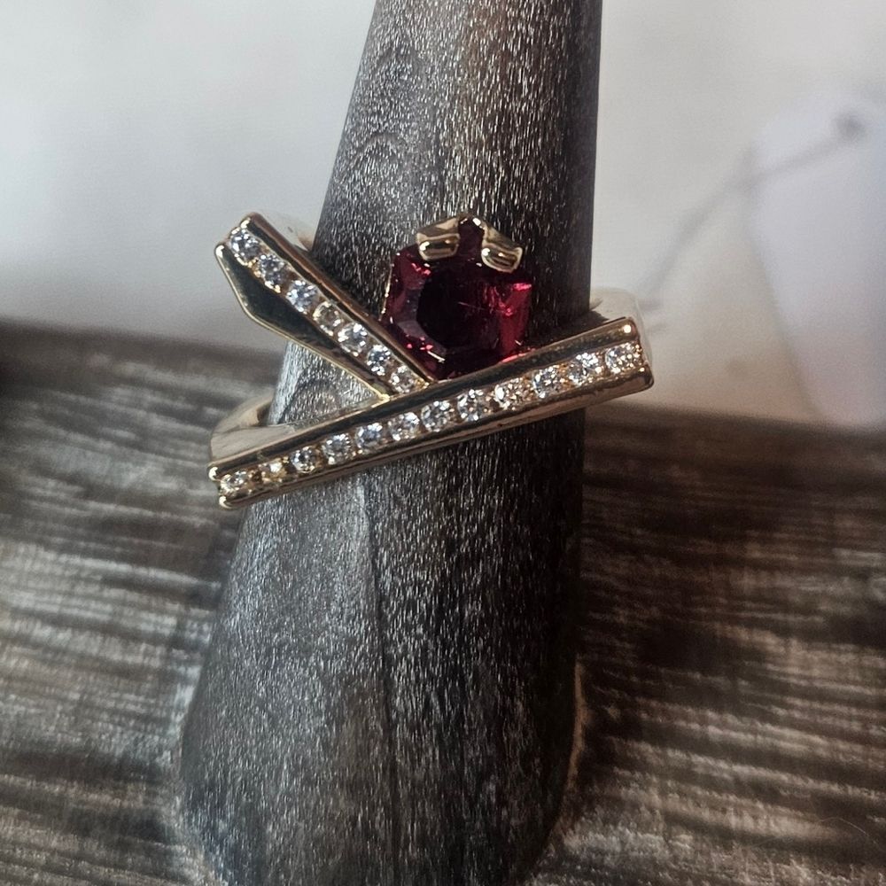 Pink Funky Y Look CZ Ring 925 Stamp Sz 7 NWT